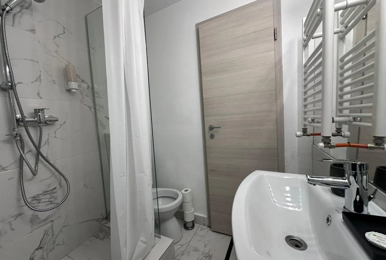 Lägenhetshotell Heights Accommodation City Center Bukarest