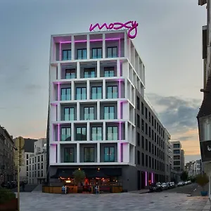 Ξενοδοχείο Moxy Center