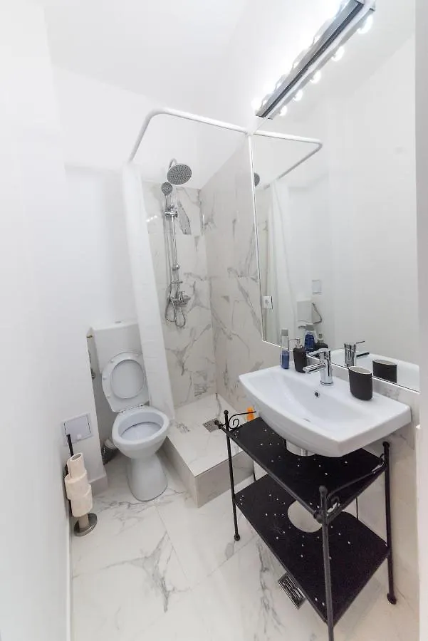 Heights Accommodation City Center Bukarest 3*,